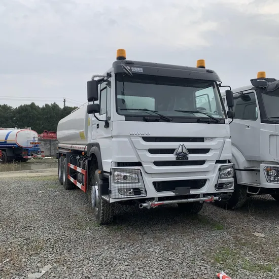 Sinotruk 新品 中古 HOWO 飲料水 清掃 消火 スプラット スイーパー 貨物バン ローリー クワッド 配達 輸送 道路 スプリンクラー バロー 水タンク タンカートラック